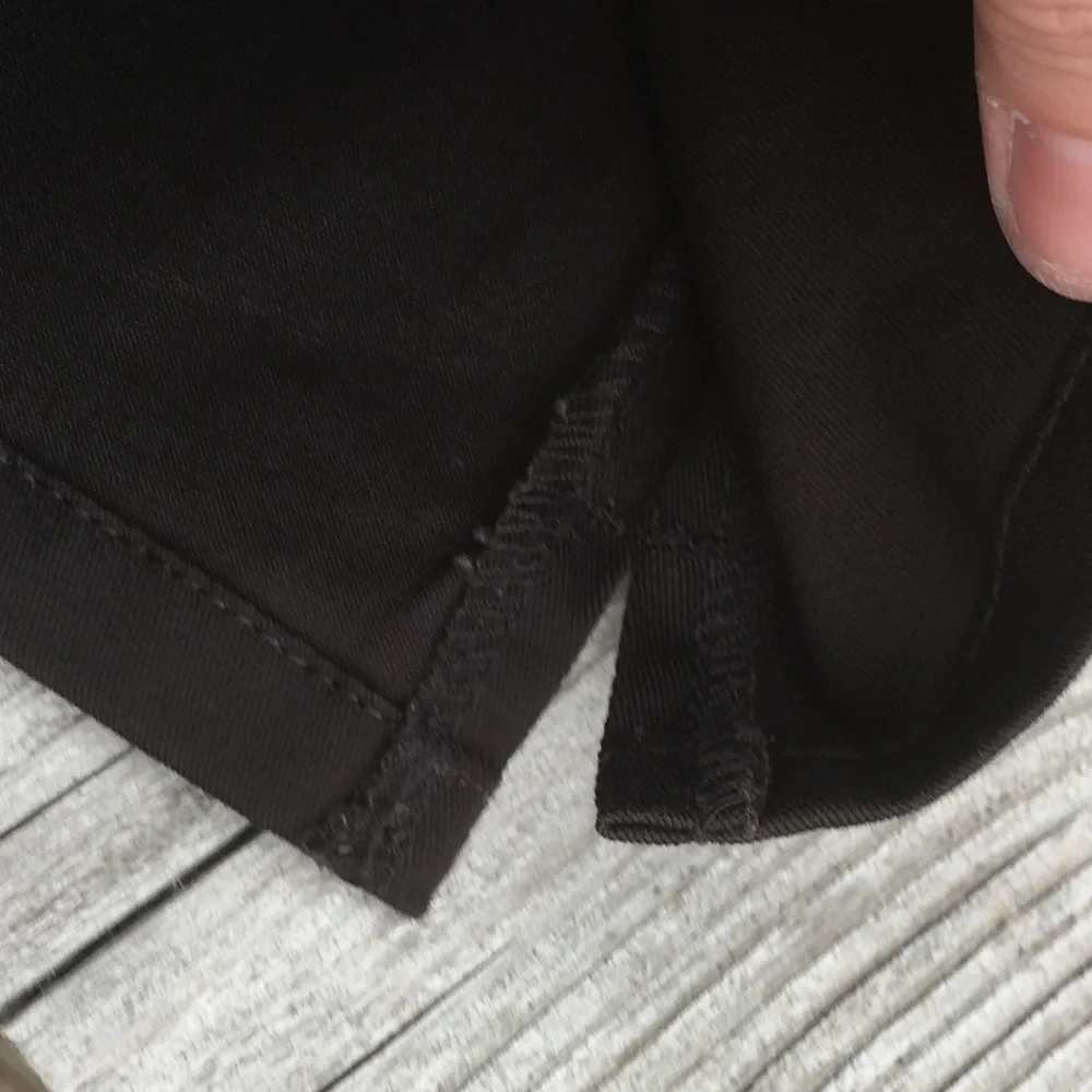 Universal front pockets